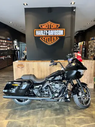 HARLEY-DAVIDSON ROAD GLIDE HARLEY-DAVIDSON ROAD GLIDE