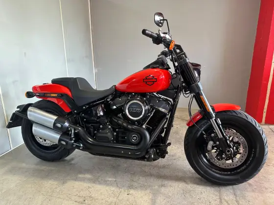 HARLEY-DAVIDSON SOFTAIL FAT BOB 107 