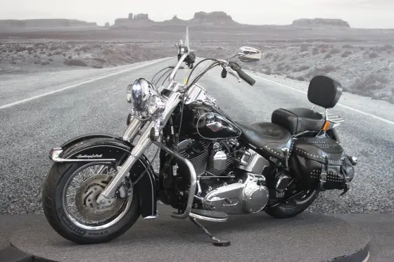 HARLEY-DAVIDSON SOFTAIL HERITAGE CLASSIC HARLEY-DAVIDSON SOFTAIL HERITAGE CLASSIC