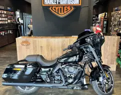 HARLEY-DAVIDSON STREET GLIDE HARLEY-DAVIDSON STREET GLIDE