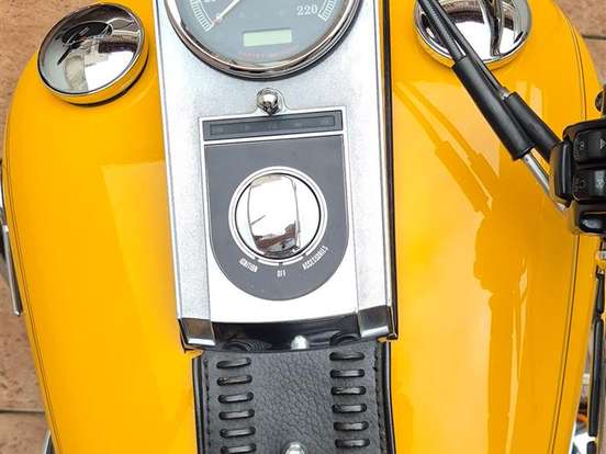 HARLEY-DAVIDSON-SOFTAIL FAT BOY HARLEY-DAVIDSON-SOFTAIL FAT BOY-2010