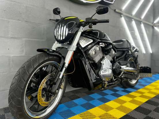HARLEY-DAVIDSON-V-ROD HARLEY-DAVIDSON-V-ROD-2005