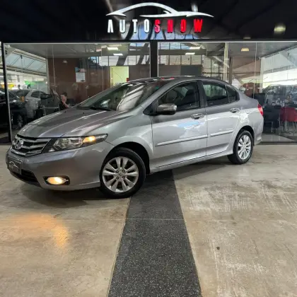 HONDA CITY 1.5 LX 16V FLEX 4P MANUAL HONDA CITY 1.5 LX 16V FLEX 4P MANUAL