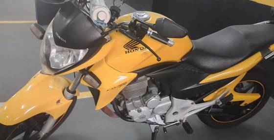 HONDA CB 300R 