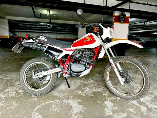 HONDA-XL 250R-1983