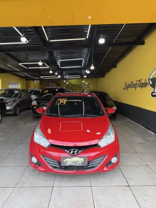 HYUNDAI HB20 1.6 PREMIUM 16V FLEX 4P MANUAL HYUNDAI HB20 1.6 PREMIUM 16V FLEX 4P MANUAL