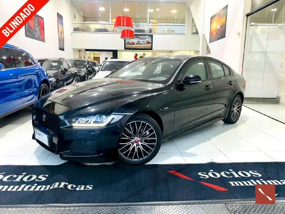 JAGUAR XE 2.0 16V INGENIUM P250 GASOLINA R-SPORT 4P AUTOMÁTICO