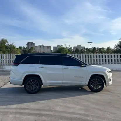 JEEP-COMMANDER-2024