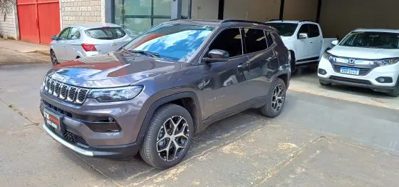JEEP COMPASS 1.3 T270 TURBO FLEX LONGITUDE AT6