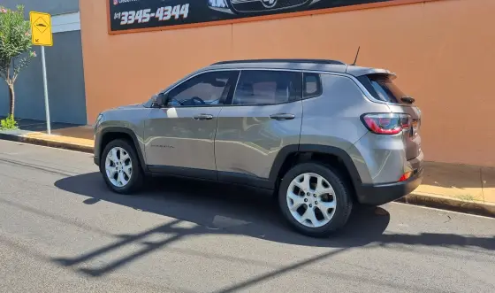JEEP COMPASS 2.0 16V FLEX LONGITUDE AUTOMÁTICO JEEP COMPASS 2.0 16V FLEX LONGITUDE AUTOMÁTICO