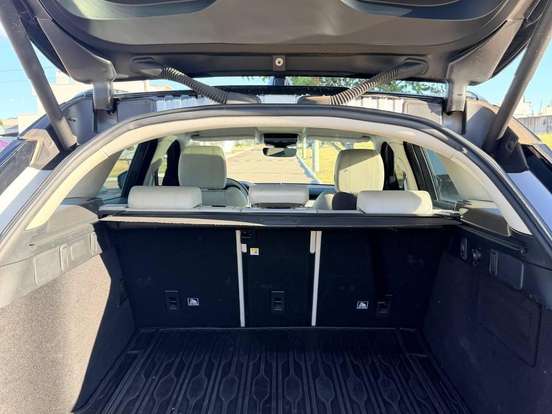 LAND ROVER-RANGE ROVER VELAR-2.0 P300 GASOLINA S AUTOMÁTICO LAND ROVER-RANGE ROVER VELAR-2018