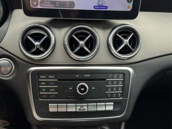 MERCEDES-BENZ-CLA 200-1.6 URBAN 16V FLEX 4P AUTOMÁTICO MERCEDES-BENZ-CLA 200-2016