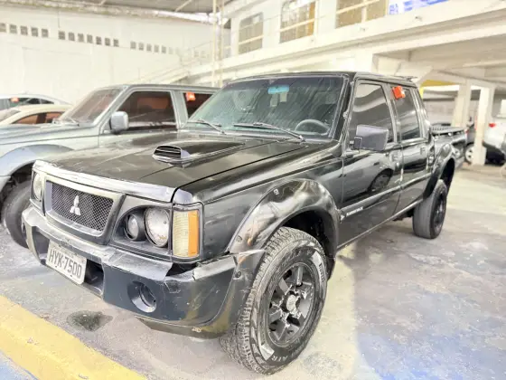 MITSUBISHI L200 2.5 GLS 4X4 CD 8V TURBO DIESEL 4P MANUAL