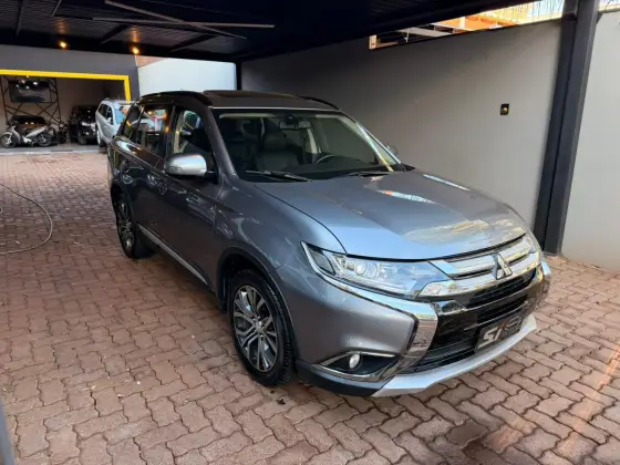 MITSUBISHI OUTLANDER 2.0 16V GASOLINA 4P AUTOMÁTICO