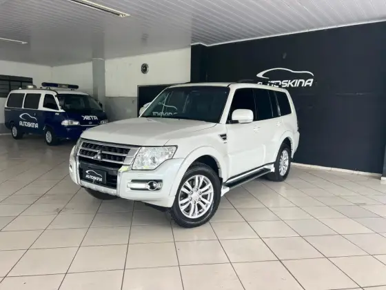 MITSUBISHI PAJERO FULL 3.2 HPE 4X4 16V TURBO INTERCOOLER DIESEL 4P AUTOMÁTICO