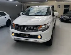 MITSUBISHI L200 TRITON 2.4 16V TURBO DIESEL GL CD 4X4 MANUAL MITSUBISHI L200 TRITON 2.4 16V TURBO DIESEL GL CD 4X4 MANUAL