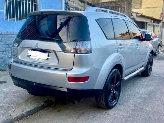 MITSUBISHI-OUTLANDER-3.0 4X4 V6 24V GASOLINA 4P AUTOMÁTICO MITSUBISHI-OUTLANDER-2008