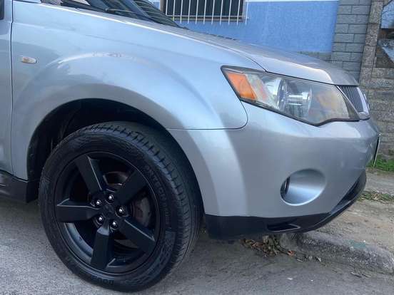 MITSUBISHI-OUTLANDER-3.0 4X4 V6 24V GASOLINA 4P AUTOMÁTICO MITSUBISHI-OUTLANDER-2008