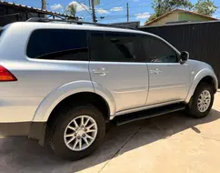 MITSUBISHI PAJERO 2.5 HD 4X4 8V TURBO INTERCOOLER DIESEL 4P MANUAL MITSUBISHI PAJERO 2.5 HD 4X4 8V TURBO INTERCOOLER DIESEL 4P MANUAL