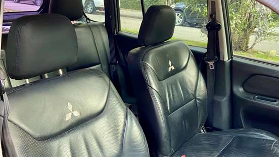 MITSUBISHI-PAJERO TR4-2.0 4X2 16V 140CV FLEX 4P MANUAL MITSUBISHI-PAJERO TR4-2013
