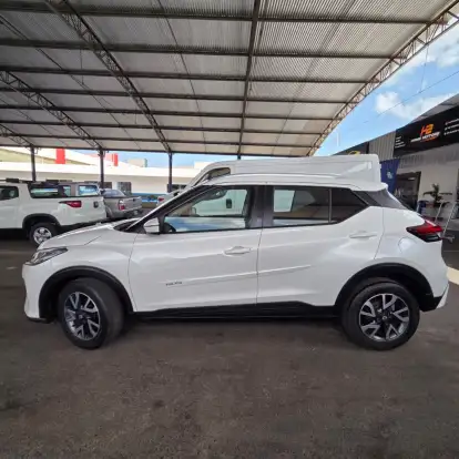 NISSAN-KICKS-2023