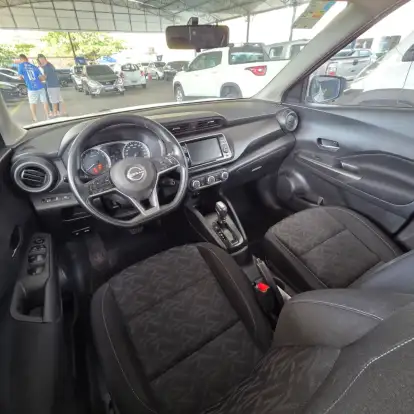 NISSAN-KICKS-2023