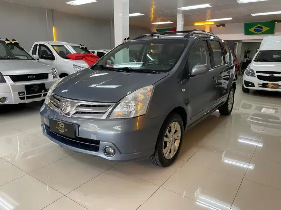 NISSAN LIVINA 1.8 SL 16V FLEX 4P AUTOMÁTICO