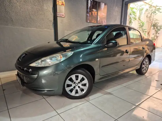 PEUGEOT 207 1.4 XR PASSION 8V FLEX 4P MANUAL