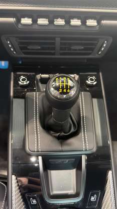 PORSCHE-911-2025
