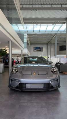 PORSCHE-911-2025