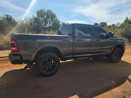 RAM-2500-6.7 I6 TURBO DIESEL NIGHT EDITION CD 4X4 AUTOMÁTICO RAM-2500-2022