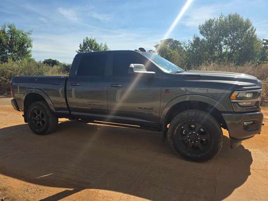 RAM-2500-6.7 I6 TURBO DIESEL NIGHT EDITION CD 4X4 AUTOMÁTICO RAM-2500-2022