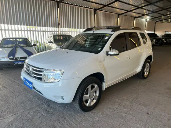 RENAULT DUSTER 2.0 DYNAMIQUE 4X2 16V FLEX 4P AUTOMÁTICO