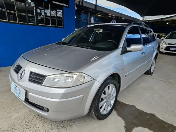 RENAULT MEGANE 1.6 DYNAMIQUE GRAND TOUR 16V FLEX 4P MANUAL