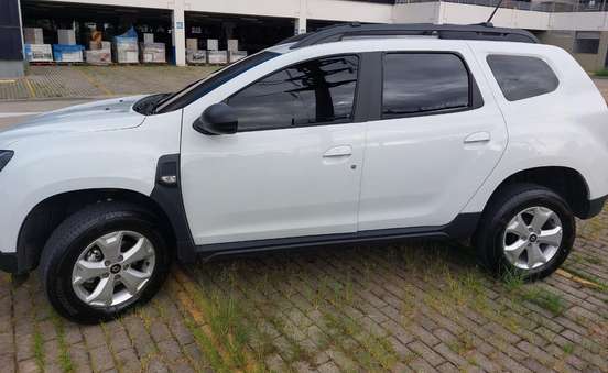 RENAULT-DUSTER-2024