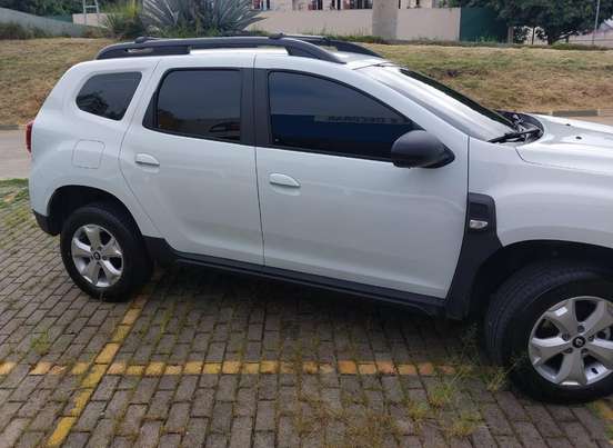 RENAULT-DUSTER-2024