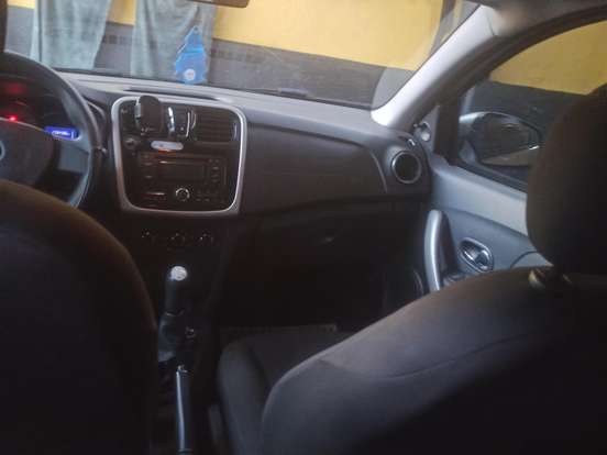 RENAULT-SANDERO-1.0 EXPRESSION 16V FLEX 4P MANUAL RENAULT-SANDERO-2015