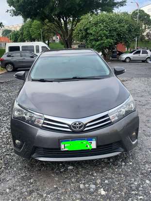 TOYOTA-COROLLA-2015