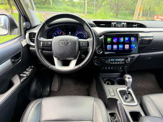 TOYOTA-HILUX-2.8 SRX 4X4 CD 16V DIESEL 4P AUTOMÁTICO TOYOTA-HILUX-2017