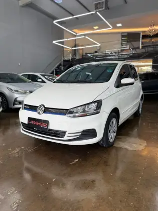 VOLKSWAGEN FOX 1.0 MPI BLUEMOTION 12V FLEX 4P MANUAL VOLKSWAGEN FOX 1.0 MPI BLUEMOTION 12V FLEX 4P MANUAL