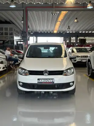 VOLKSWAGEN-FOX-2013