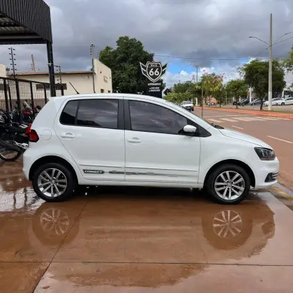 VOLKSWAGEN FOX 1.6 MSI TOTAL FLEX CONNECT 4P MANUAL VOLKSWAGEN FOX 1.6 MSI TOTAL FLEX CONNECT 4P MANUAL