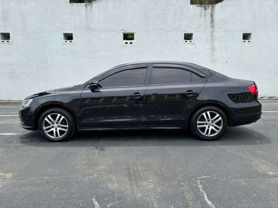 VOLKSWAGEN-JETTA-2.0 COMFORTLINE FLEX 4P TIPTRONIC VOLKSWAGEN-JETTA-2015