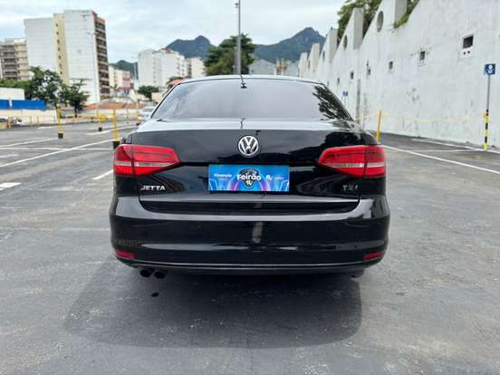 VOLKSWAGEN-JETTA-2.0 COMFORTLINE FLEX 4P TIPTRONIC VOLKSWAGEN-JETTA-2015