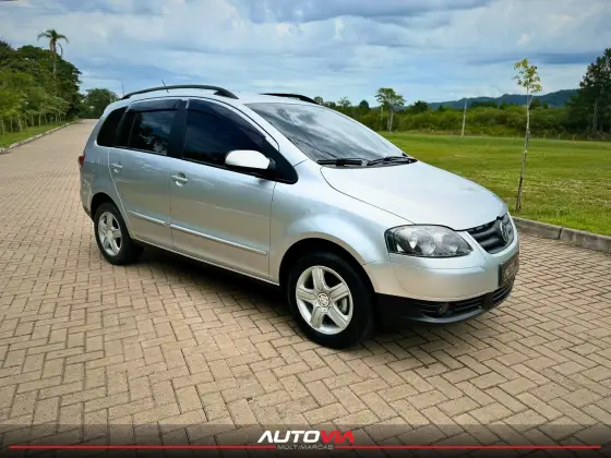VOLKSWAGEN SPACEFOX 1.6 MI SPORTLINE 8V FLEX 4P MANUAL VOLKSWAGEN SPACEFOX 1.6 MI SPORTLINE 8V FLEX 4P MANUAL