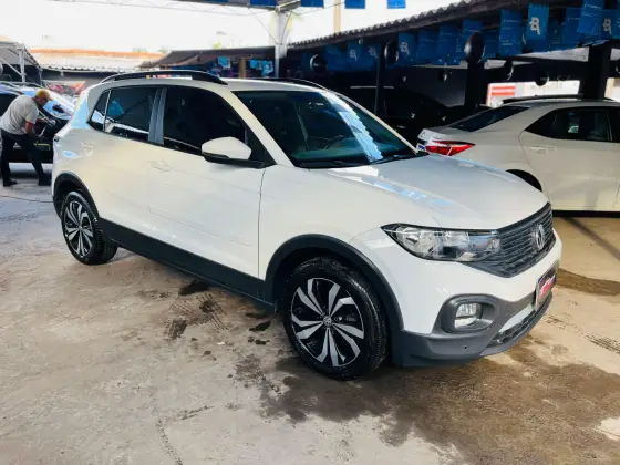 VOLKSWAGEN T-CROSS 1.0 200 TSI TOTAL FLEX AUTOMÁTICO