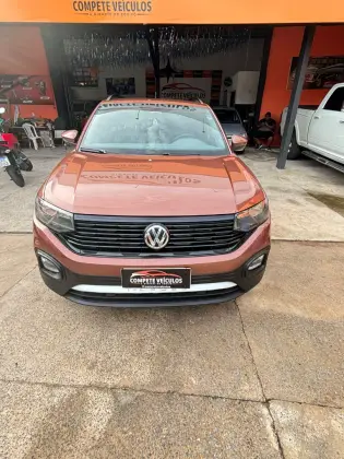 VOLKSWAGEN T-CROSS 1.0 200 TSI TOTAL FLEX AUTOMÁTICO VOLKSWAGEN T-CROSS 1.0 200 TSI TOTAL FLEX AUTOMÁTICO