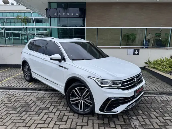 VOLKSWAGEN TIGUAN 2.0 300 TSI GASOLINA ALLSPACE R-LINE AUTOMÁTICO