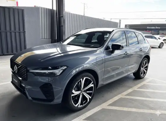 VOLVO XC60 2.0 T8 RECHARGE ULTIMATE DARK AWD GEARTRONIC VOLVO XC60 2.0 T8 RECHARGE ULTIMATE DARK AWD GEARTRONIC