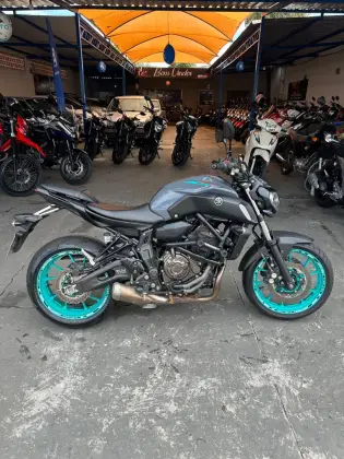 YAMAHA MT-07 ABS YAMAHA MT-07 ABS